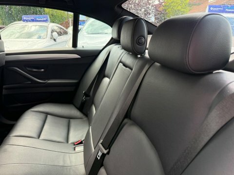 BMW 5 Series 520D M Sport Yellow #18