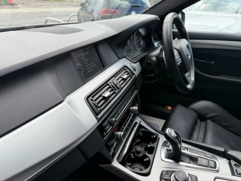 BMW 5 Series 520D M Sport Yellow #12