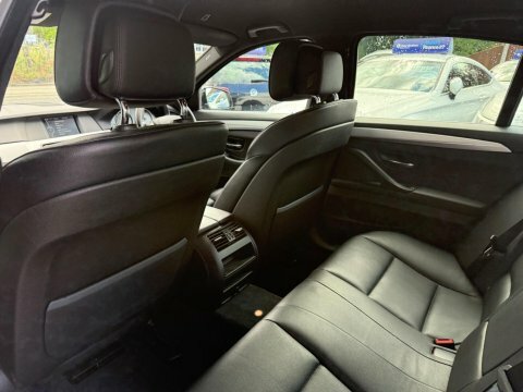 BMW 5 Series 520D M Sport Yellow #17
