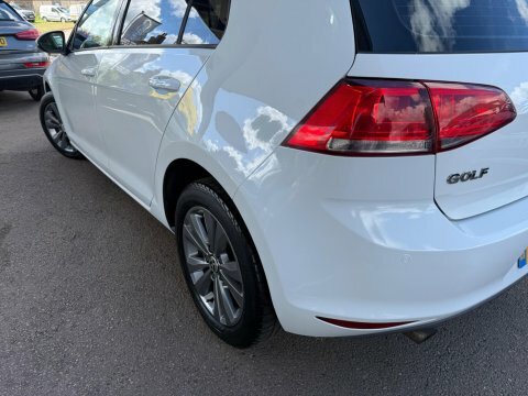 Volkswagen Golf 1.6 Tdi Bluemotion LG13LTE  #4