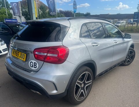 Mercedes-Benz GLA Class 2.1 Gla220d Amg #3
