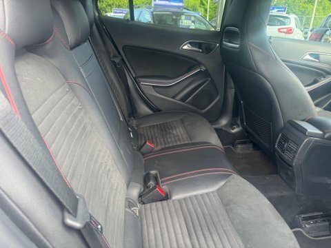 Mercedes-Benz GLA Class 2.1 Gla220d Amg #5