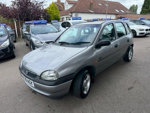 Vauxhall Corsa 1.2 Gls R439AGY #4