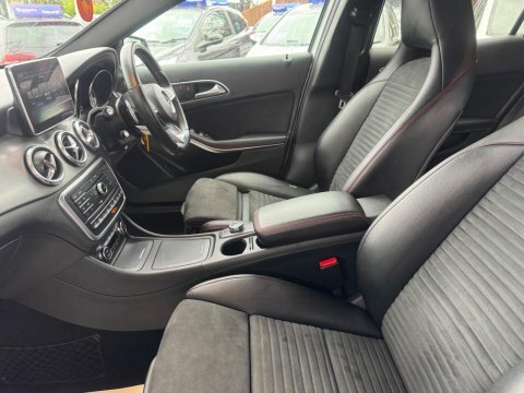 Mercedes-Benz GLA Class D Amg Line White #27