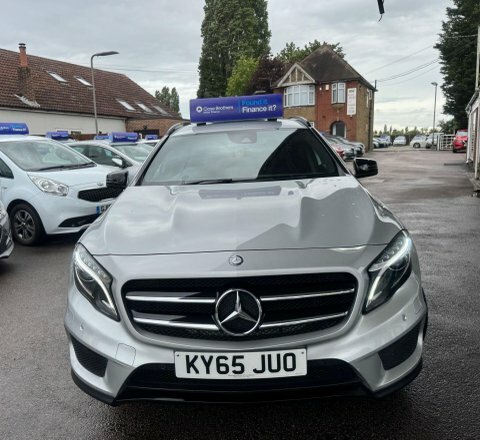 Mercedes-Benz GLA Class 2.1 Gla220d Amg  #2