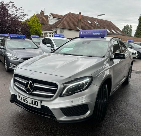 Mercedes-Benz GLA Class 2.1 Gla220d Amg  #3