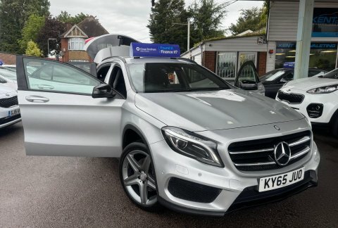 Mercedes-Benz GLA Class D Amg Line White #30