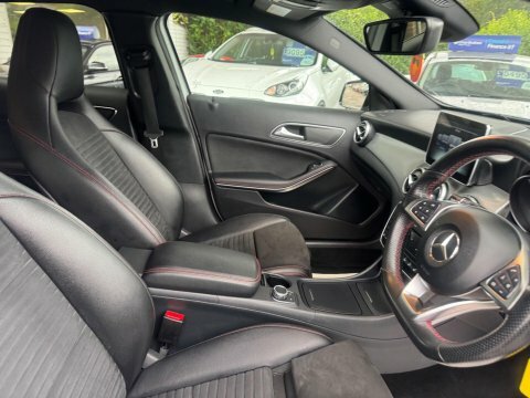 Mercedes-Benz GLA Class D Amg Line White #22
