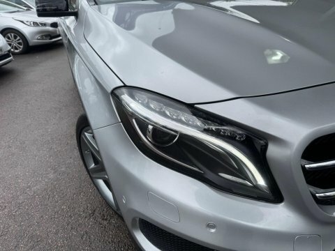 Mercedes-Benz GLA Class D Amg Line White #9