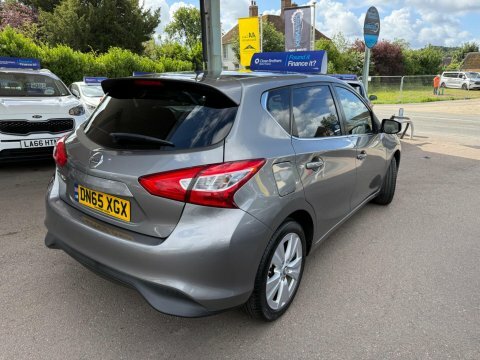 Nissan Pulsar 1.2 Dig-t Acenta Hatchback Red #14