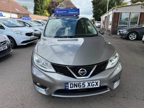 Nissan Pulsar 1.2 Dig-t Acenta Hatchback Red #7