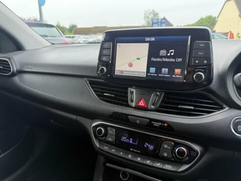 Hyundai I30 1.6 Crdi Blue Brown #6