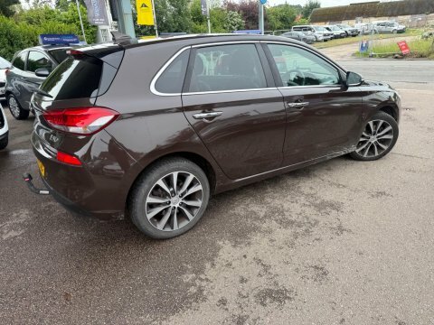 Hyundai I30 1.6 Crdi Blue Brown #2