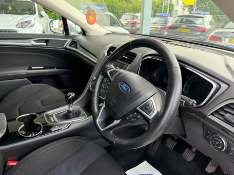 Ford Mondeo Titanium Tdci Red #15