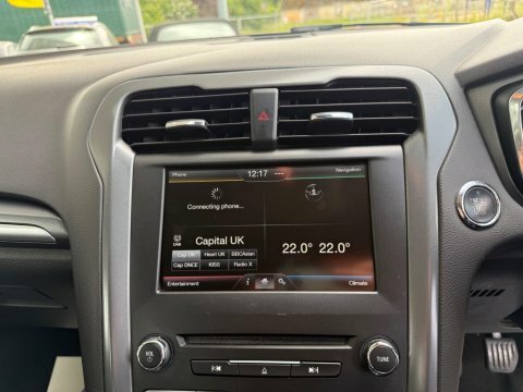 Ford Mondeo Titanium Tdci Red #27