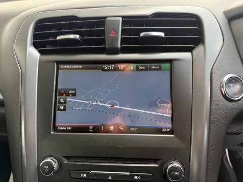 Ford Mondeo Titanium Tdci Red #25