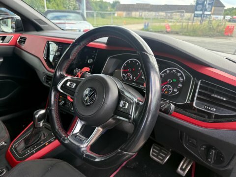 Volkswagen Polo 2.0 Tsi Gti Black #4