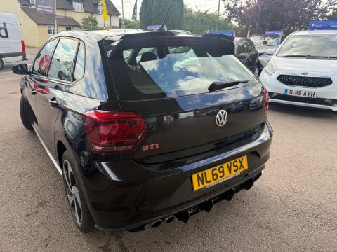 Volkswagen Polo 2.0 Tsi Gti Black #3