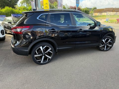 Nissan Qashqai 1.5 Dci Tekna Black #6