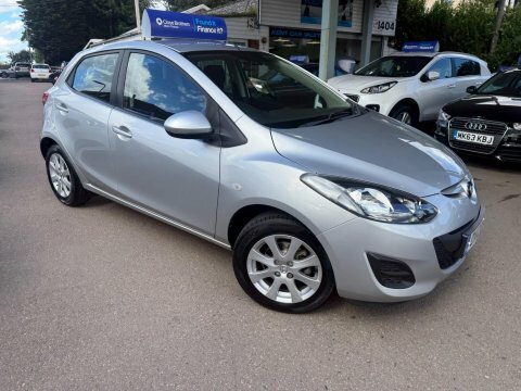 Mazda 2 1.3 Tamura White #7