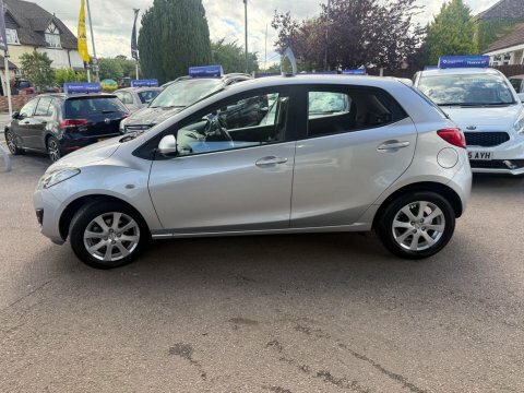 Mazda 2 1.3 Tamura White #10