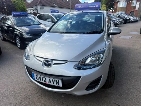 Mazda 2 1.3 Tamura White #32