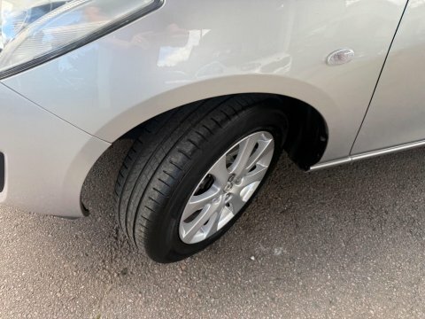 Mazda 2 1.3 Tamura White #30