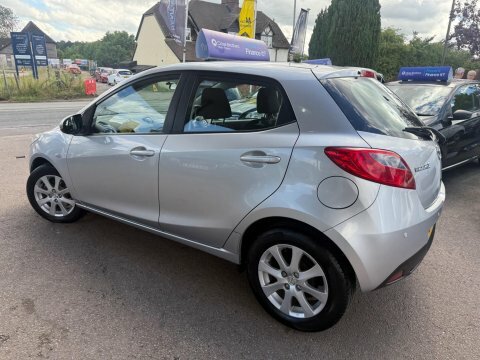 Mazda 2 1.3 Tamura White #8