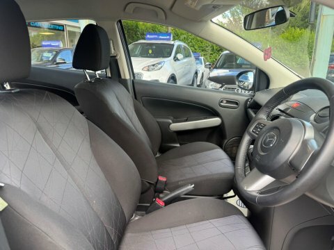 Mazda 2 1.3 Tamura White #20