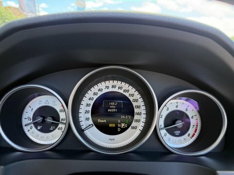 Mercedes-Benz E Class 2.1L E220 Cdi Amg Sport 170 Bhp Red #33