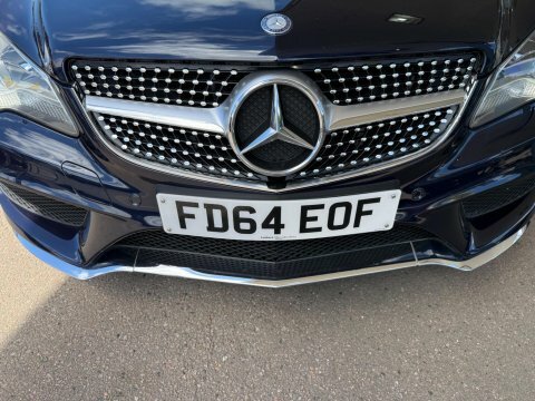 Mercedes-Benz E Class 2.1L E220 Cdi Amg Sport 170 Bhp Red #40