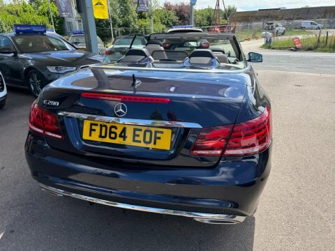 Mercedes-Benz E Class 2.1L E220 Cdi Amg Sport 170 Bhp Red #15