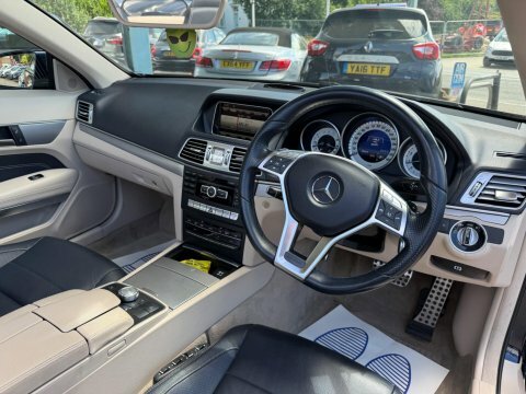 Mercedes-Benz E Class 2.1L E220 Cdi Amg Sport 170 Bhp Red #22