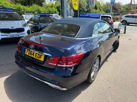 Mercedes-Benz E Class 2.1L E220 Cdi Amg Sport 170 Bhp Red #17
