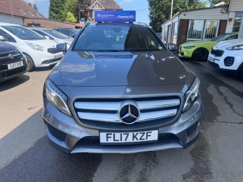Mercedes-Benz GLA Class 1.6 Gla200 Amg  #2