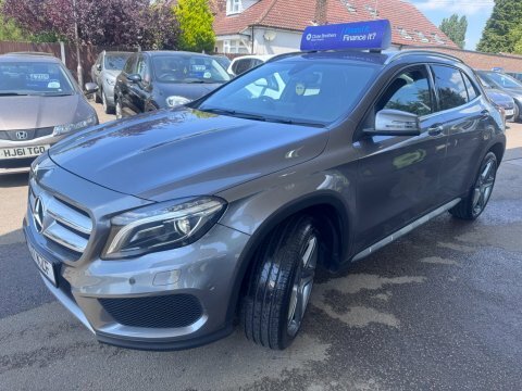 Mercedes-Benz GLA Class 1.6 Gla200 Amg  #3