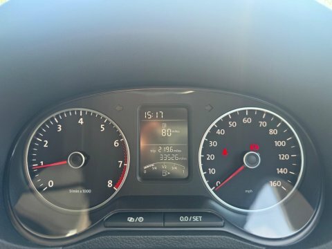 Volkswagen Polo Hatchback White #16