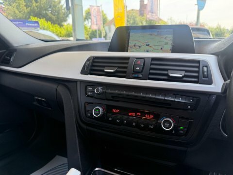 BMW 3 Series 330D M Sport Touring Blue #25