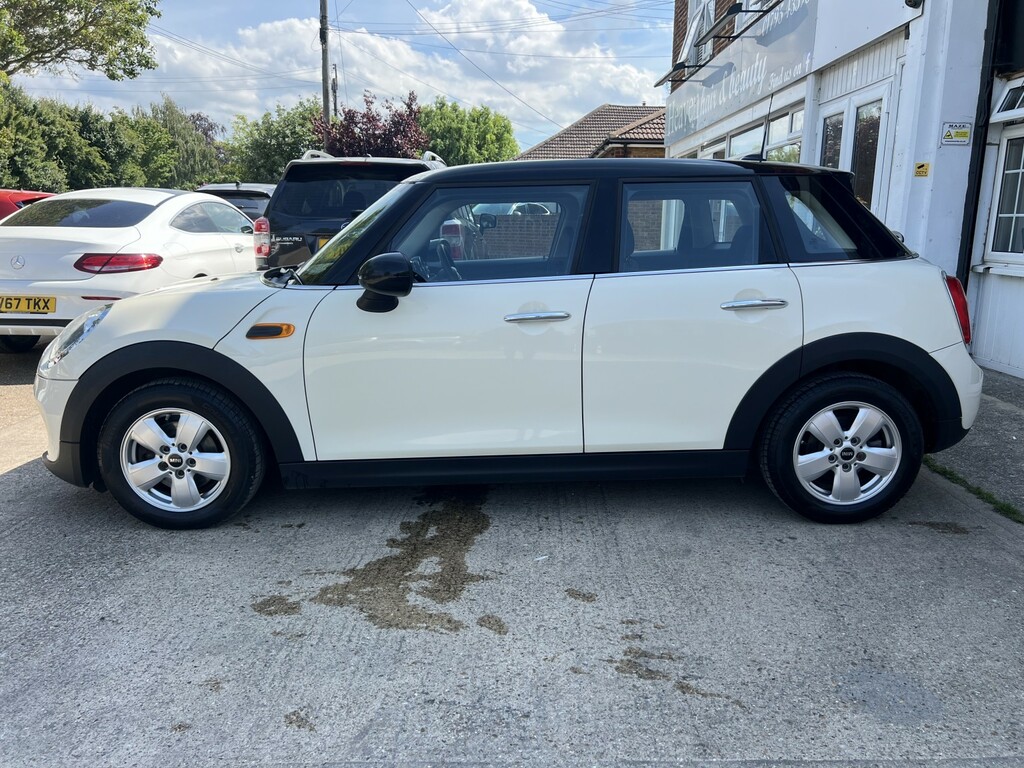 Mini Hatch 1.5 5-Door Hatch Cooper 201666 PX66TVD White #6