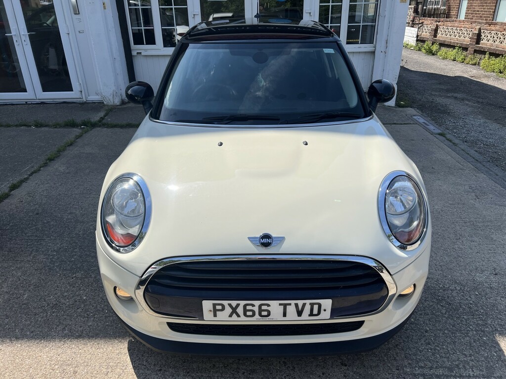 Mini Hatch 1.5 5-Door Hatch Cooper 201666 PX66TVD White #2