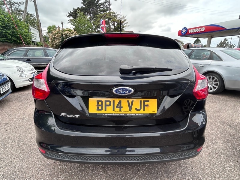 Ford Focus Zetec Tdci Black #5