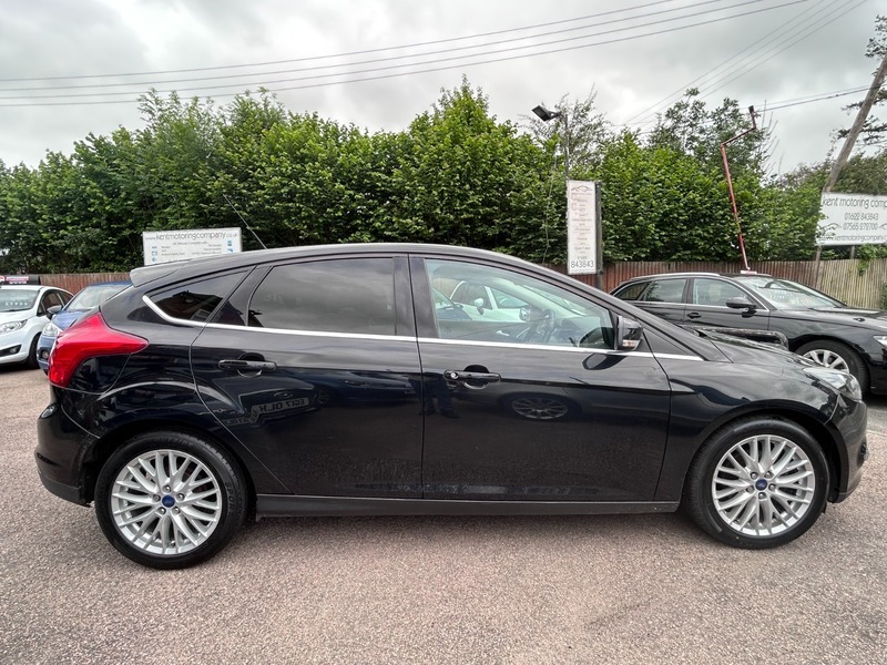 Ford Focus Zetec Tdci Black #4