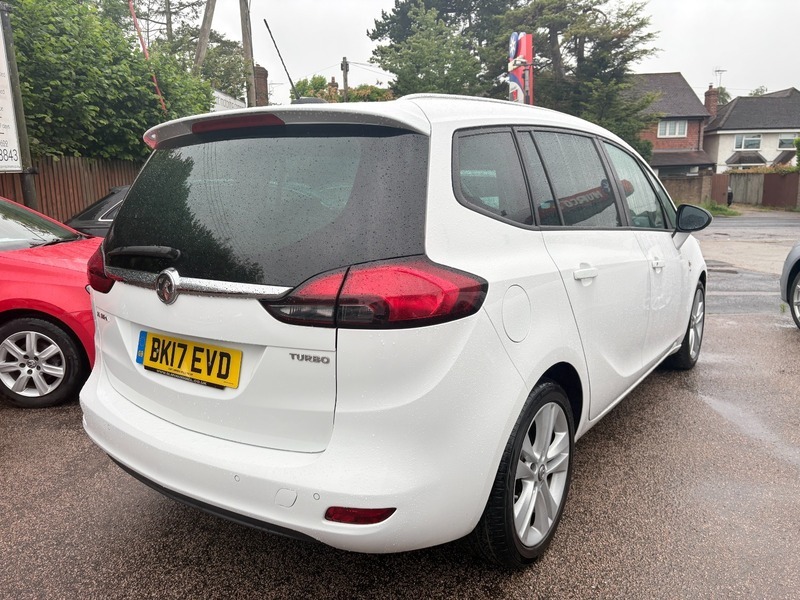 Vauxhall Zafira Sri White #6