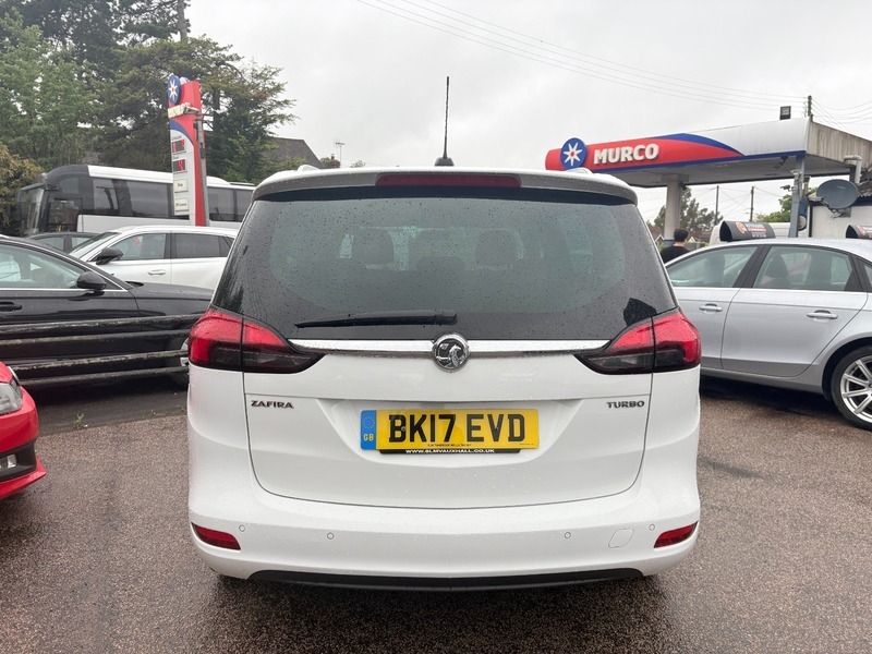 Vauxhall Zafira Sri White #4