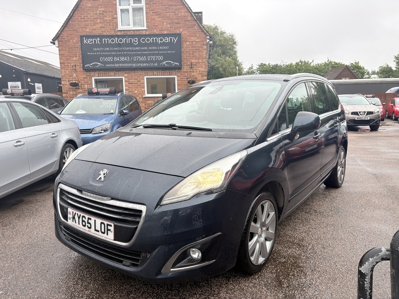 Mazda Skyactiv-g Sport Euro White #1