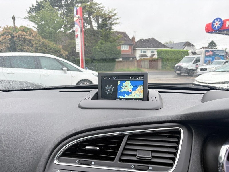 Mazda Skyactiv-g Sport Euro White #12