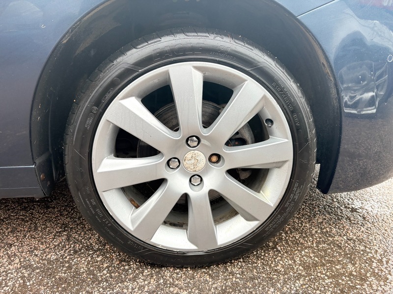 Peugeot 5008 1.6 E-hdi Active Egc  #20