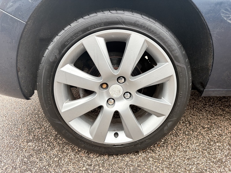 Peugeot 5008 1.6 E-hdi Active Egc  #19