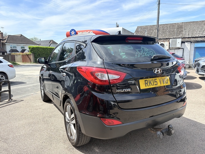 Hyundai Ix35 Crdi Premium Black #5