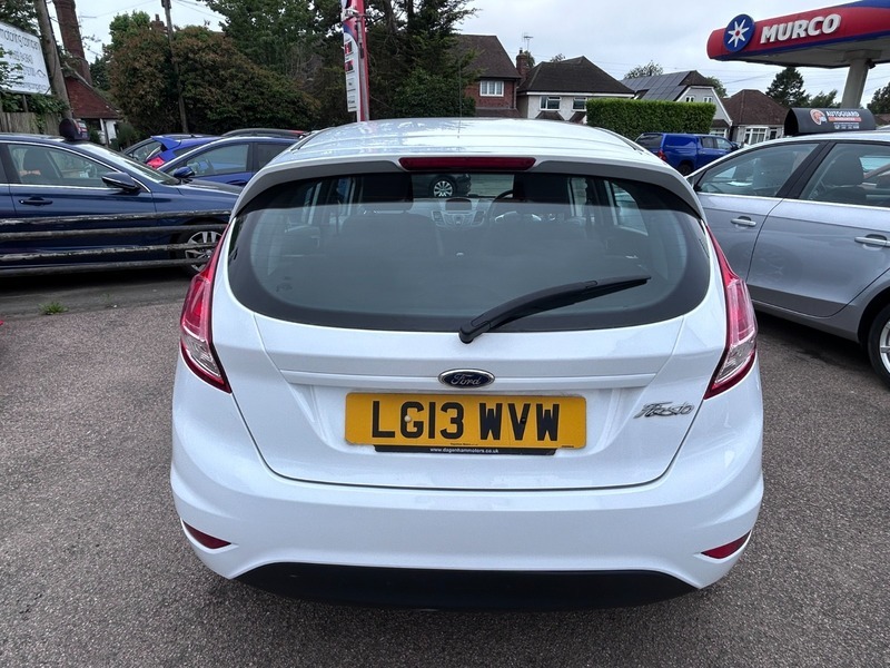 Ford Fiesta Style White #6